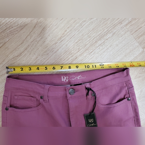 NWT women's DG2 jeans - Picture 4 of 5